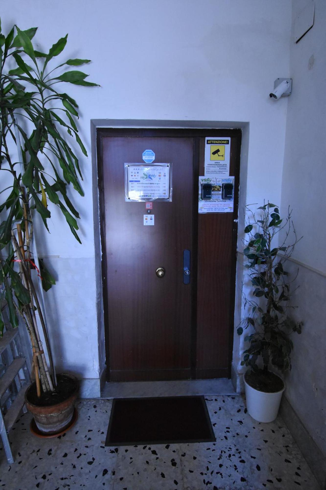 Hotel Vichyenichy à Morena Extérieur photo