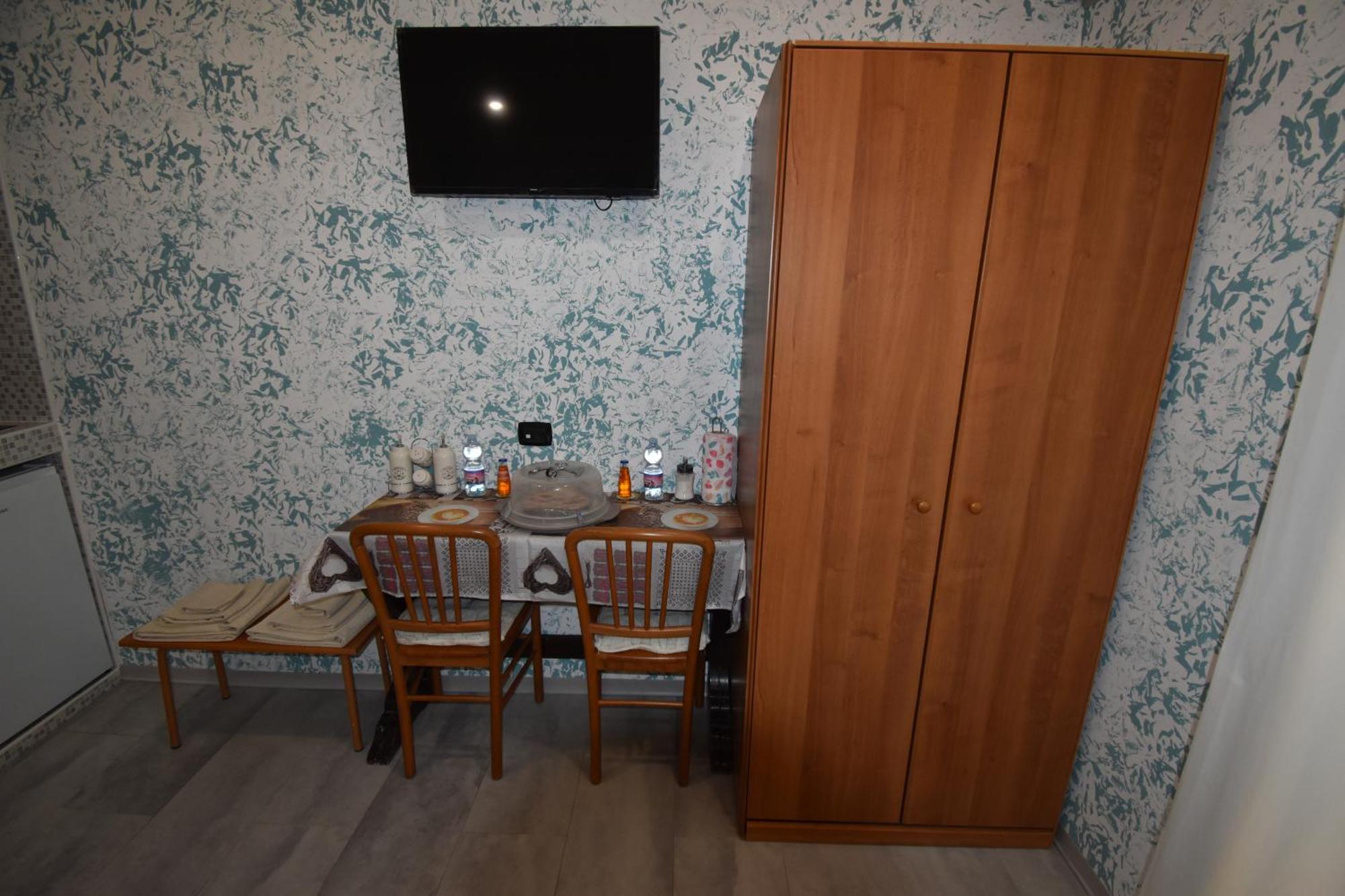Hotel Vichyenichy à Morena Chambre photo