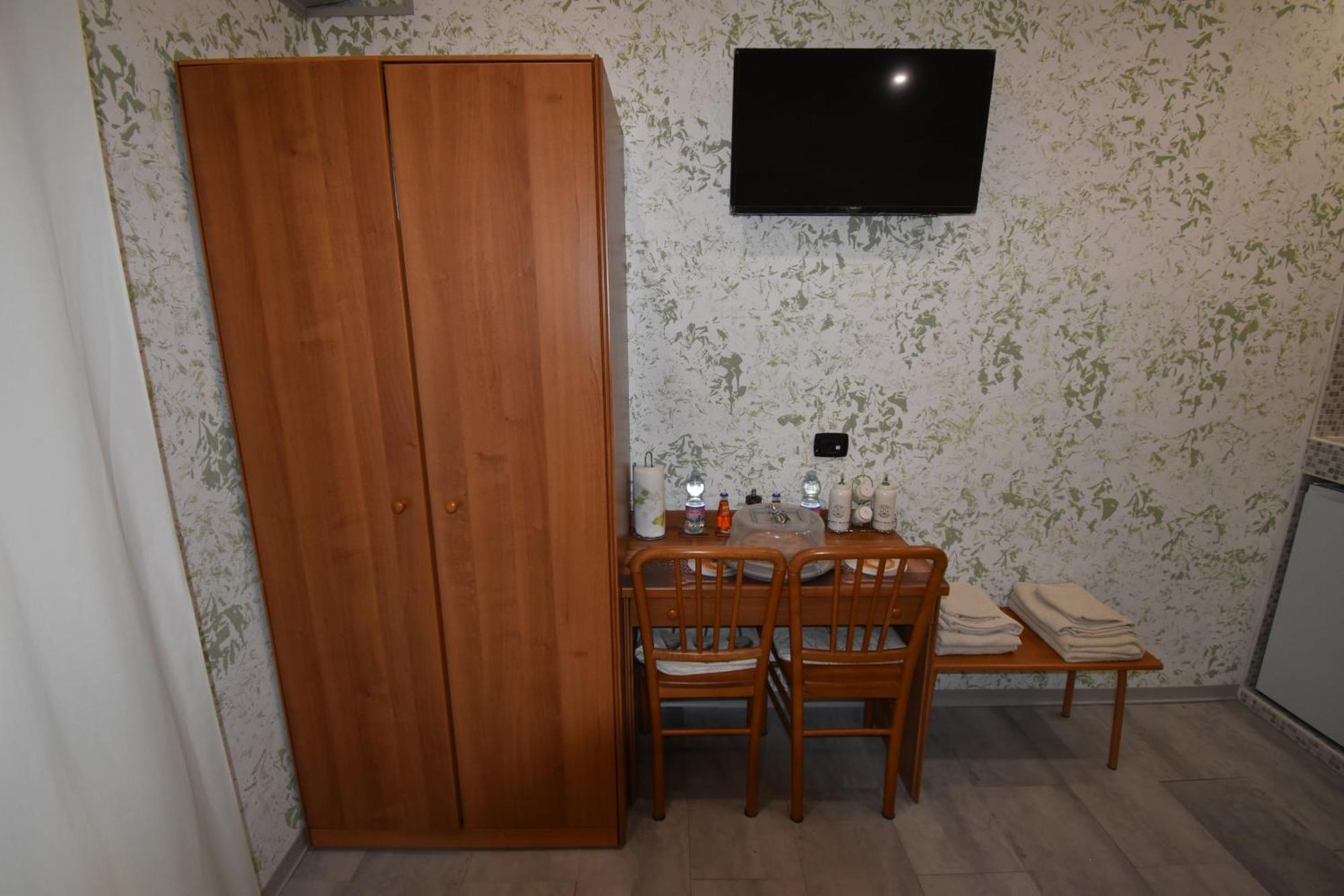 Hotel Vichyenichy à Morena Chambre photo
