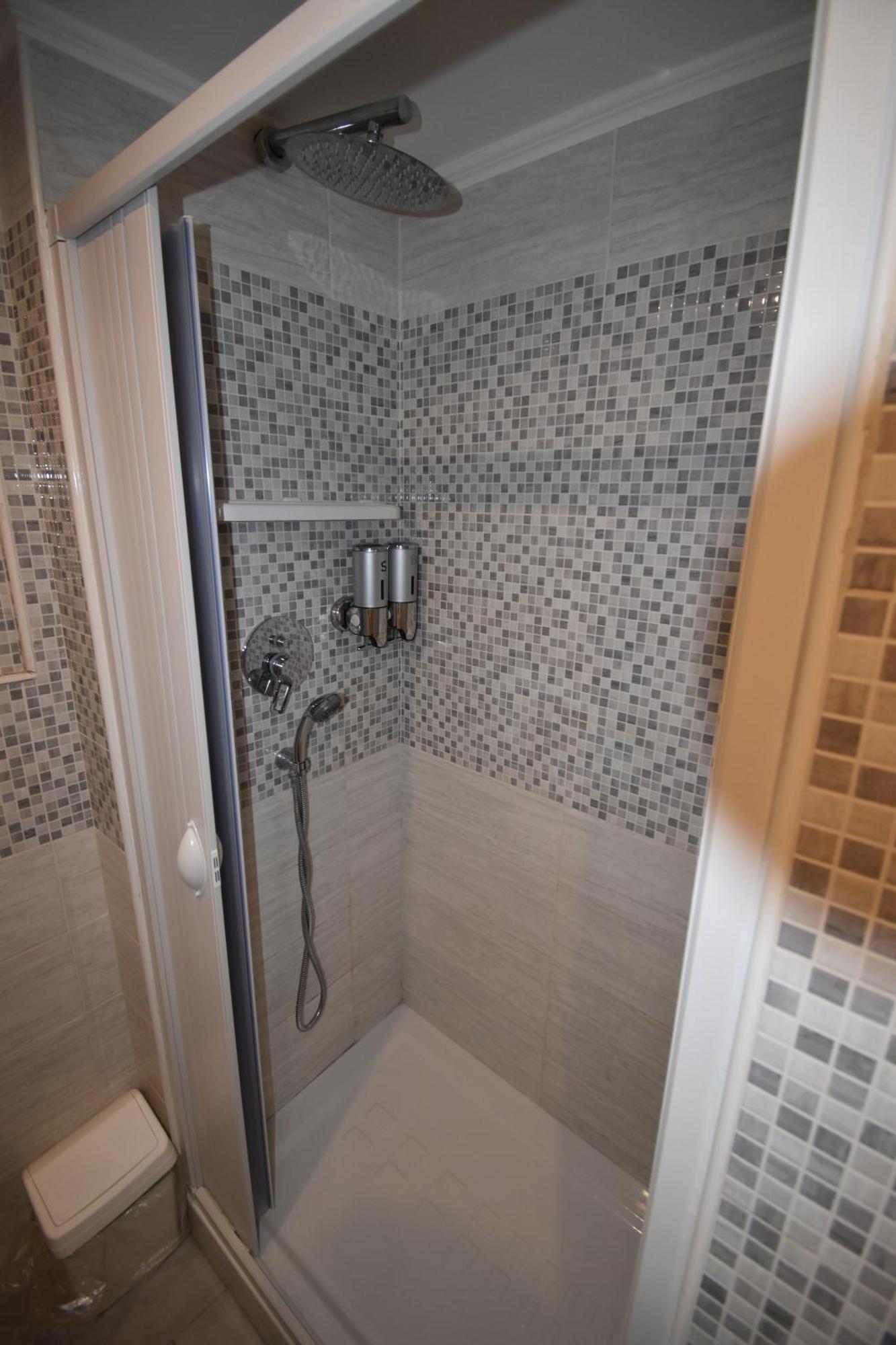 Hotel Vichyenichy à Morena Chambre photo