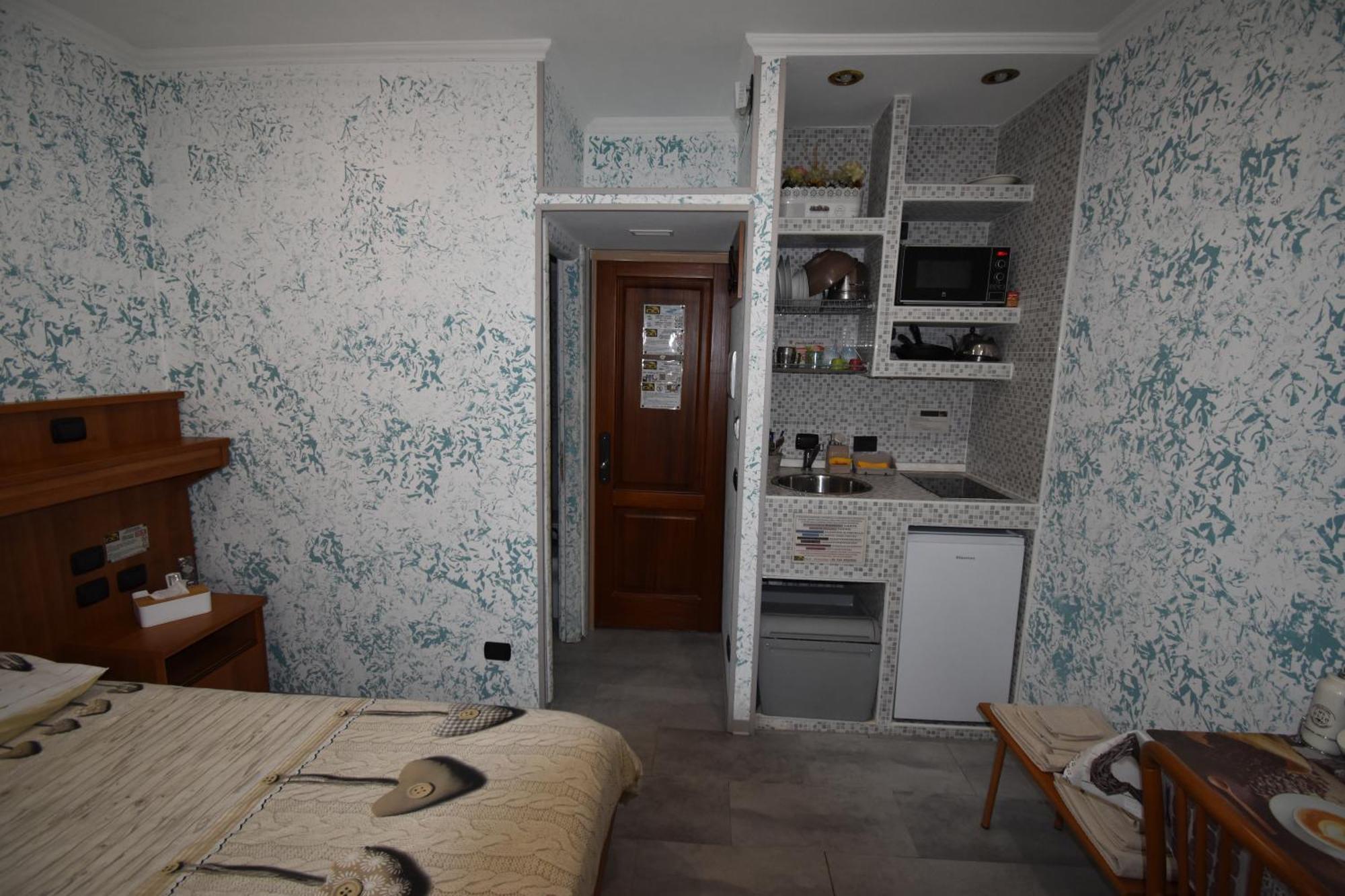 Hotel Vichyenichy à Morena Chambre photo
